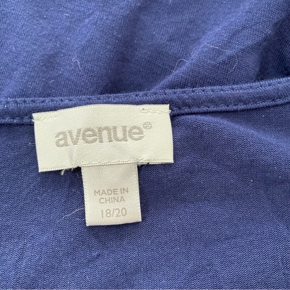 Avenue Size 18/20 Blue Top with Scope Neck with Detail Long Sleeve Top - Picture 4 of 6